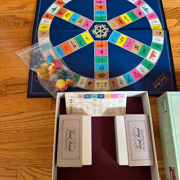 Trivial Pursuit The 1980's Master Game Classic Family Trivia Board Game COMPLETE - Picture 2 of 5